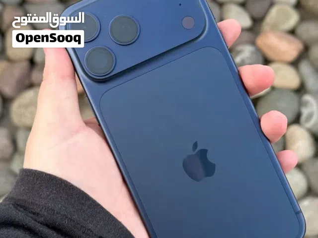 ايفون 17 كحلي 256 جيجا