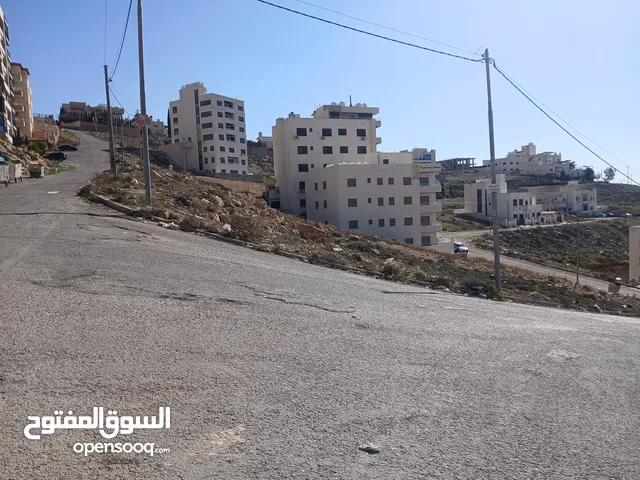 أرض مميزة قرب شارع الأردن ومطعم ديوان زمان