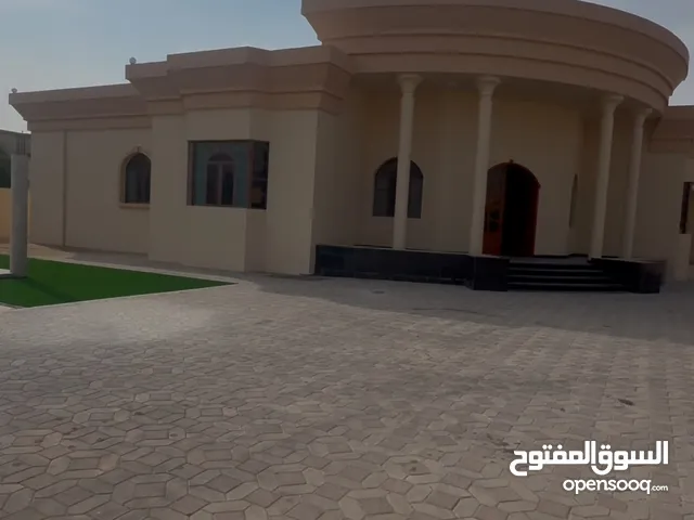 1500 ft² 4 Bedrooms Villa for Rent in Ras Al Khaimah Al-Dhait