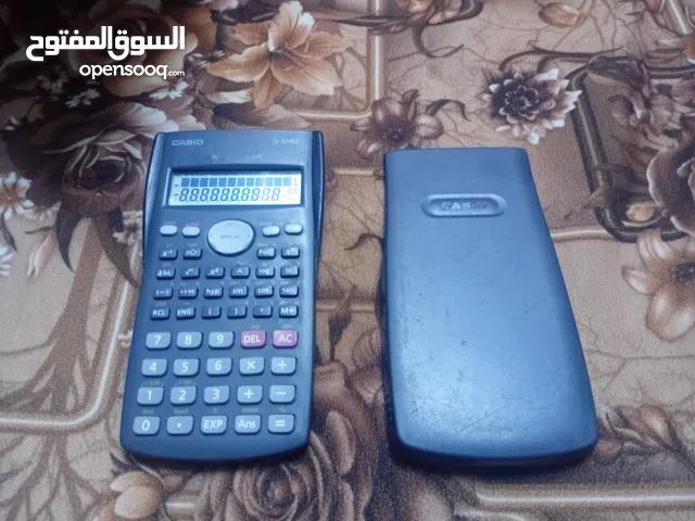 الة حاسبة CASIO fx-82MS