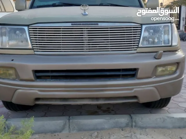 Used Toyota Land Cruiser in Abu Dhabi