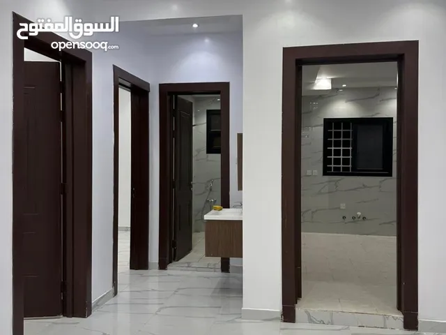 180 m2 3 Bedrooms Apartments for Rent in Al Riyadh Al Arid