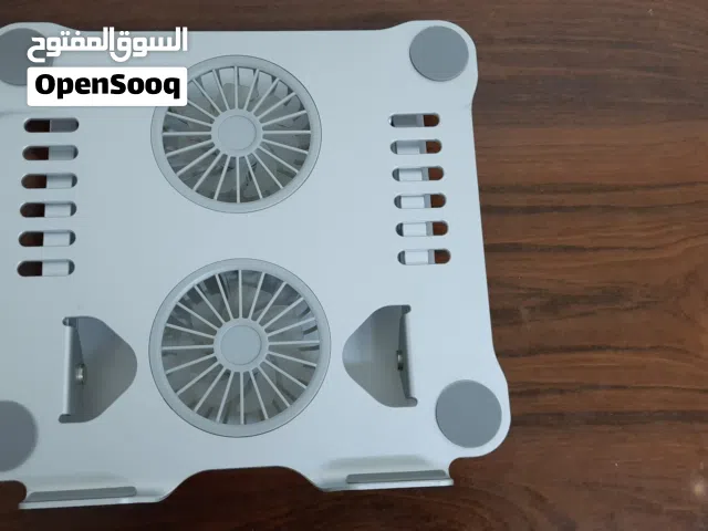 قاعدة ايباد ولابتوب