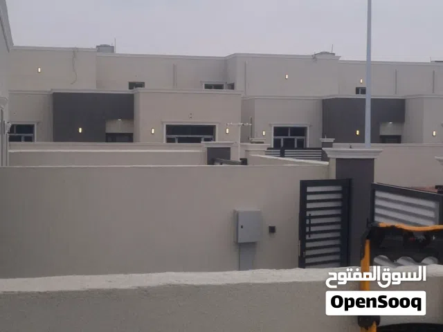 كهربائي متفرغ للعمل اقرأ الوصف