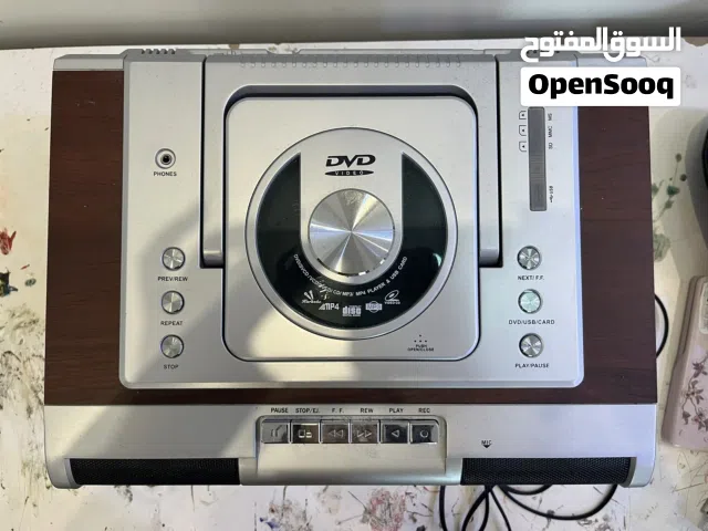 Boombox sound, CD and cassette player, USB available