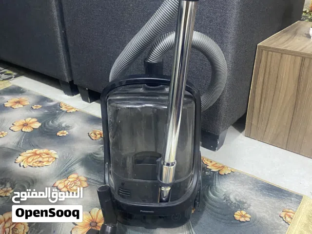 مكنسه كهربائه شكل سياره