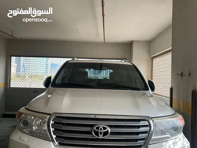Used Toyota Land Cruiser in Dubai