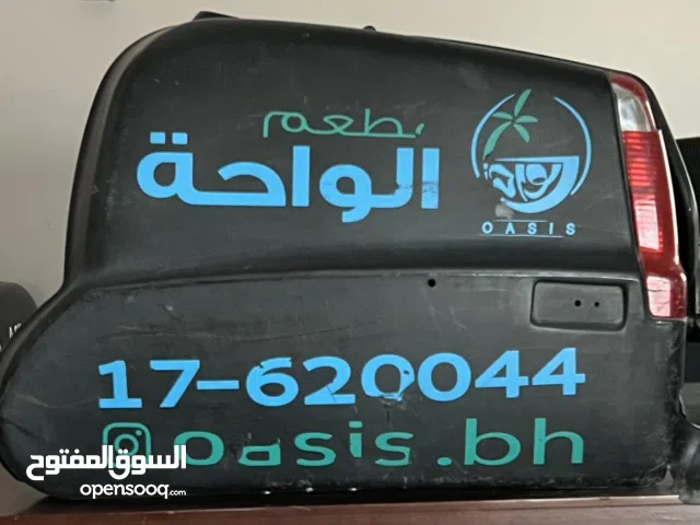 للبيع صناديق وحاويات طعام لتوصيل الطعام بالدراجات النارية