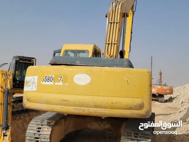 حفارة جنزير كوماتسو 200 بوم طويل للبيع