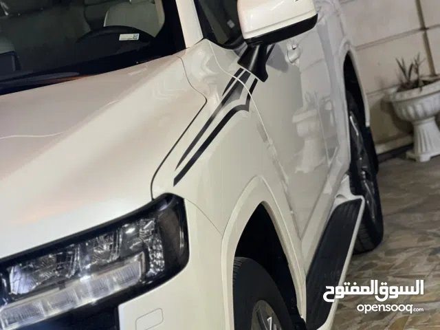 تويوتا لاندكروز GXR صدفي ضمان شركة ساز 2022