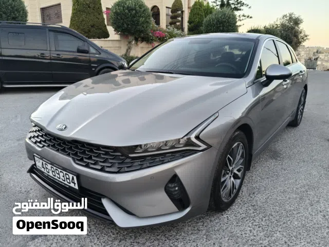 2021 كيا K5 Standard