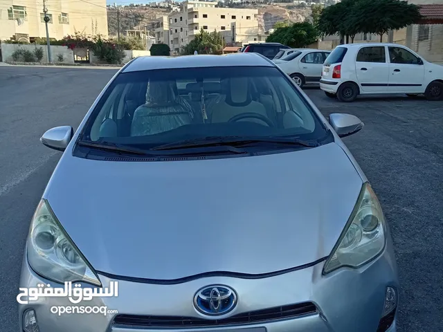 Used Toyota Prius in Amman