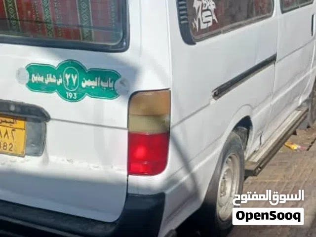 2004 تويوتا اخرى