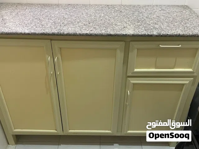 kitchen cabinets well maintained