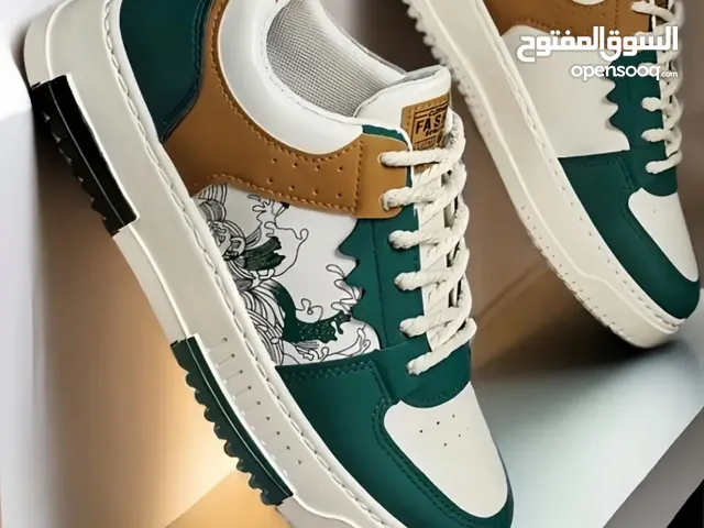 حذاء متوفر بجميع المقاييس لكافة الأعمار unisex