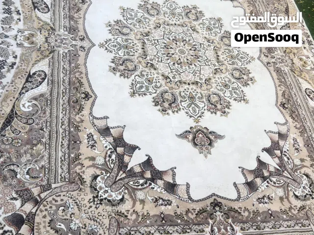 للبيع سجادات تركيه اصليه نظيفه وشبه جديد التواصل WhatsApp