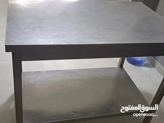 طاولات المنيوم ألمانية الصنع حجم كبير