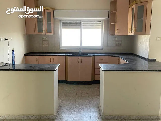 110 m2 3 Bedrooms Apartments for Sale in Ramallah and Al-Bireh Um AlSharayit