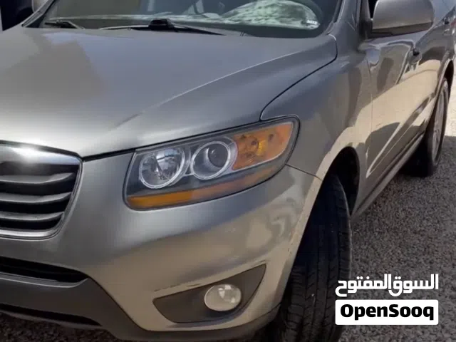 Used Hyundai Santa Fe in Benghazi