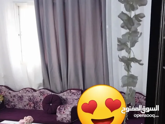 فراش عربي ضغط للبيع في عين الباشا