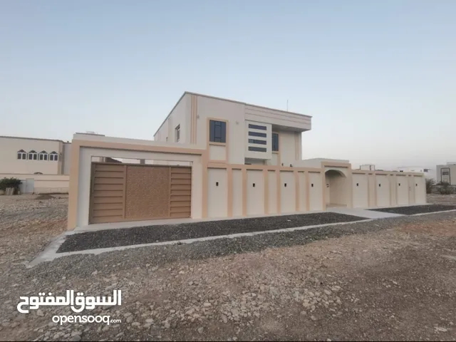 390 m2 4 Bedrooms Villa for Sale in Al Dakhiliya Sumail