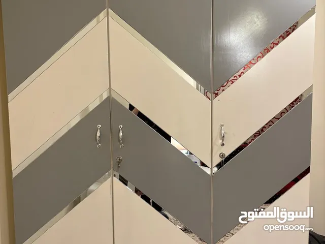 cupboards for 40 kd