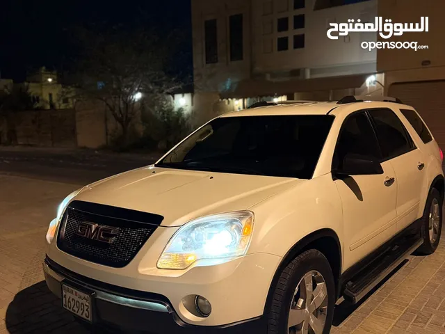 Used GMC Acadia in Northern Governorate