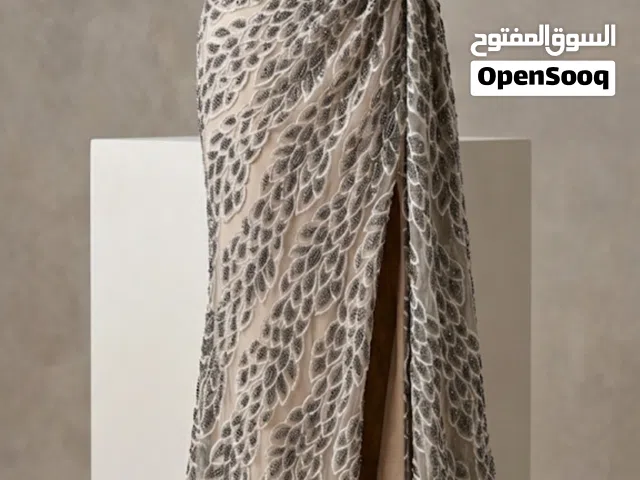 فستان ملكي فخم