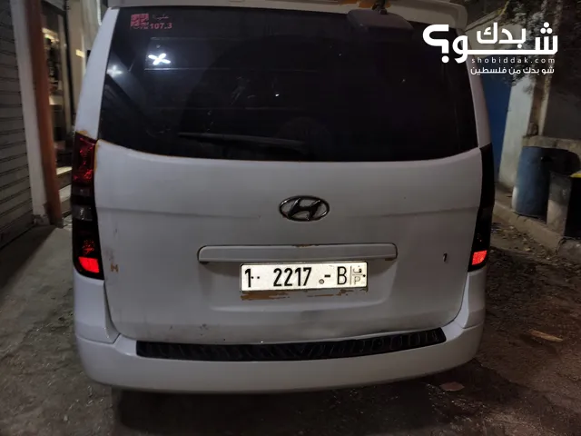 Hyundai H1 2013 in Ramallah and Al-Bireh