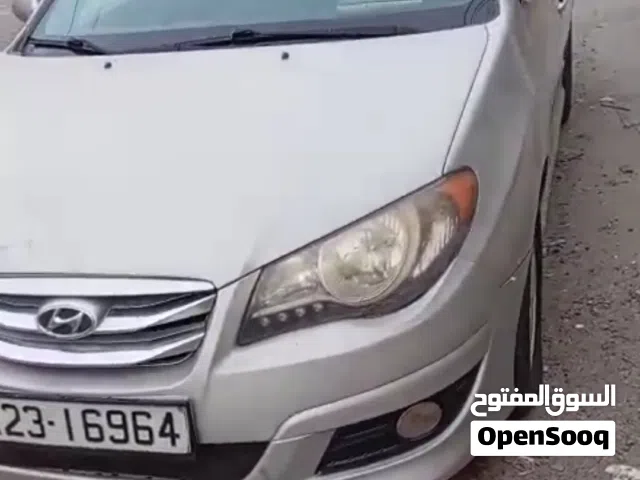 2012, هيونداي, افانتي, Standard