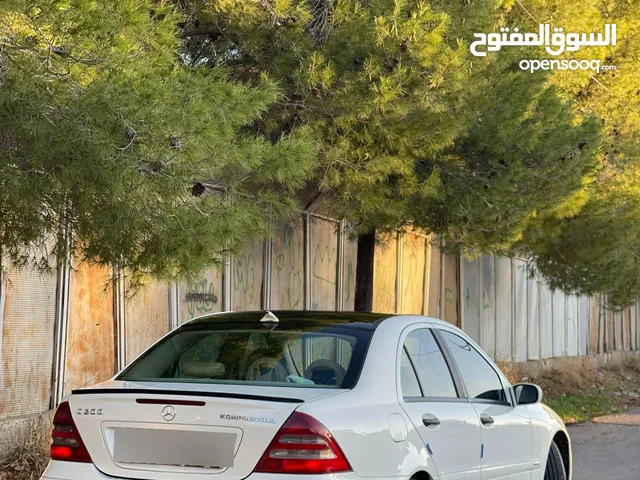 مرسيدس بنز c200 2003