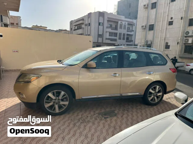 Used Nissan Pathfinder in Jeddah
