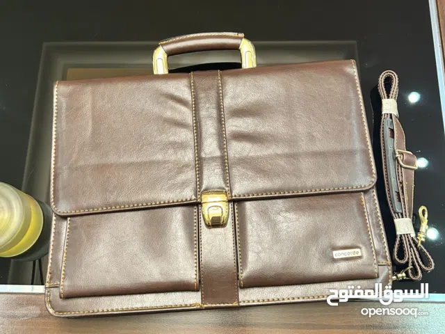 شنط جديدة جلد فاخر