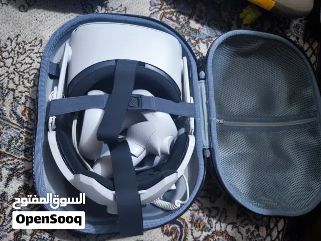 نظارات كويست 2 (Meta Quest