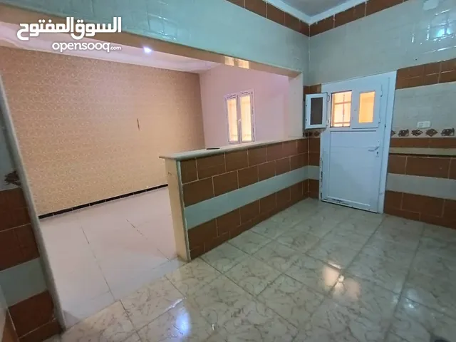180 m2 3 Bedrooms Townhouse for Sale in Tripoli Ain Zara
