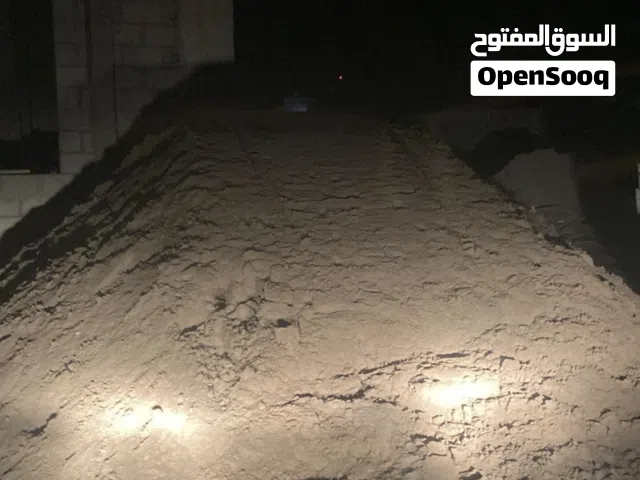 يتوفر رمل بلستر وجريشر وكنكري ف العامرات