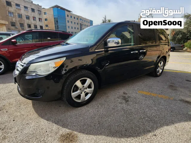 كاش أو اقساط من المالك مباشره فوكس فاجن توران سياره عائليه 2010 فل أعلى صنف