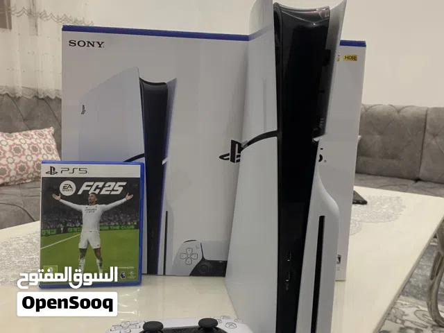 بلايستيشن5سلم الجهاز شغال مش مفتوح مدخل الدسكات يبي عدسة