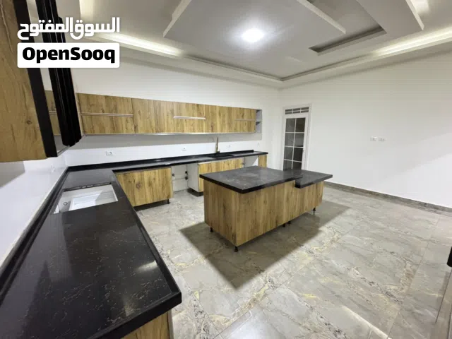 240 m2 3 Bedrooms Apartments for Rent in Tripoli Al-Serraj