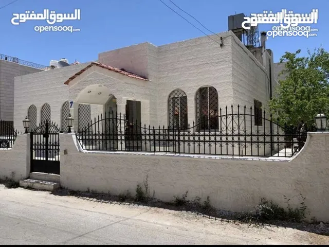 350 m2 4 Bedrooms Villa for Sale in Amman Khalda