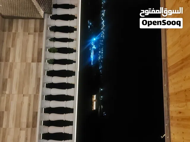 ارض مطلة عليها بيت حديث2023