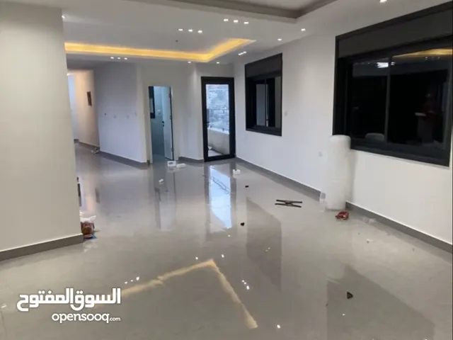210 m2 4 Bedrooms Apartments for Sale in Ramallah and Al-Bireh Jifna