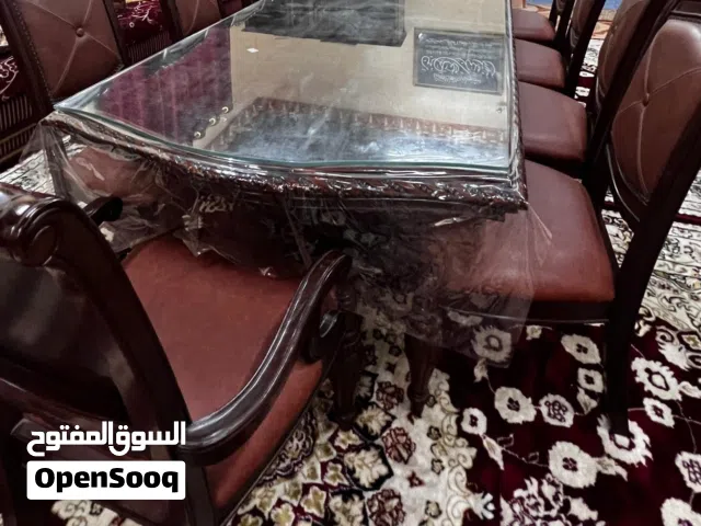 بيع طاوله كبيره وفخمه