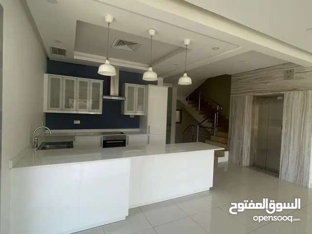 10m2 5 Bedrooms Villa for Rent in Mubarak Al-Kabeer Messila