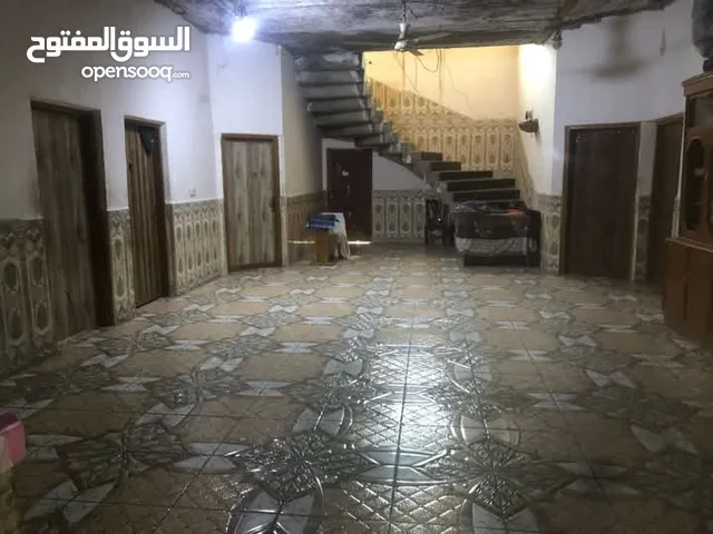 بيت زراعي للبيع