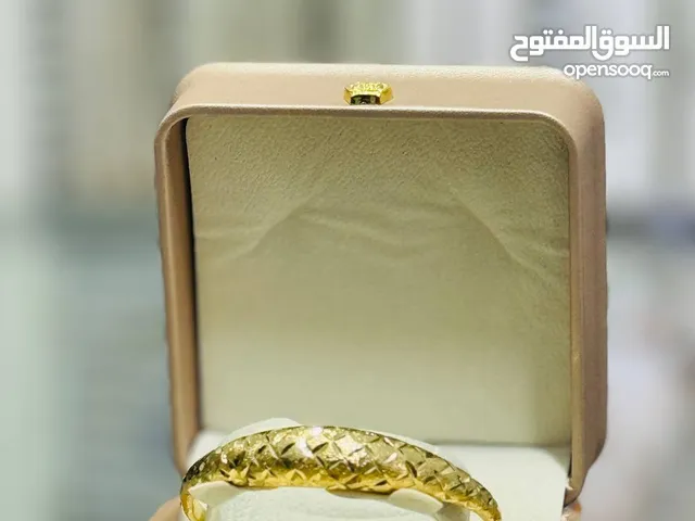 جديد طقم ذهبي راقي ومميز يوجد خدمه توصيل لجميع مدن ليبيا :