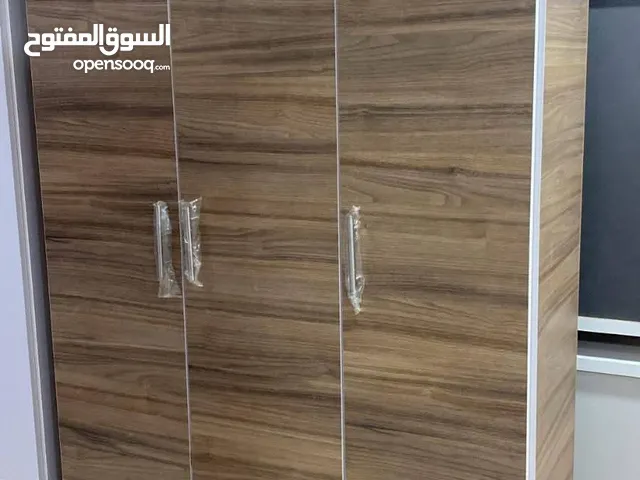 خزانه ملابس 3دفات بتوصل راكبة