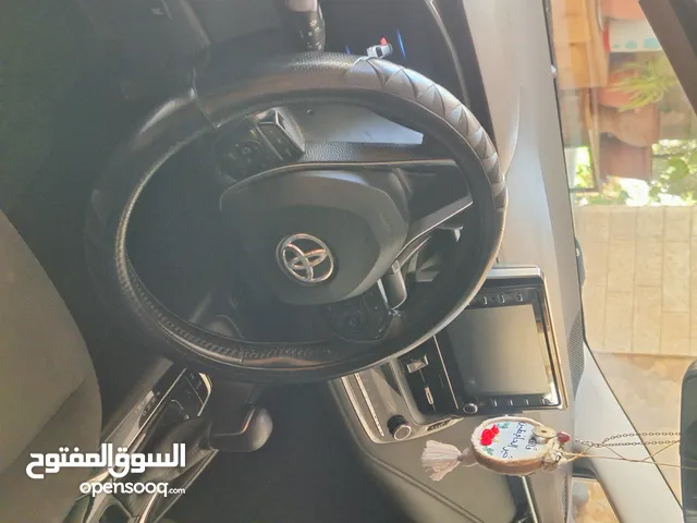 تويوتا كورولا تسير 2021