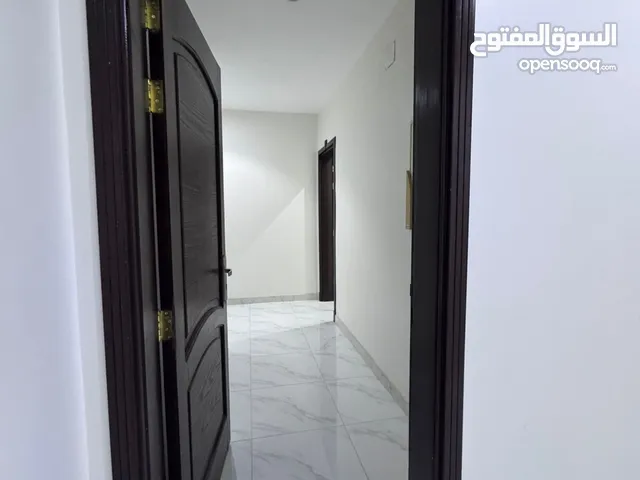 شقة للإيجار 3 غرف جديدة