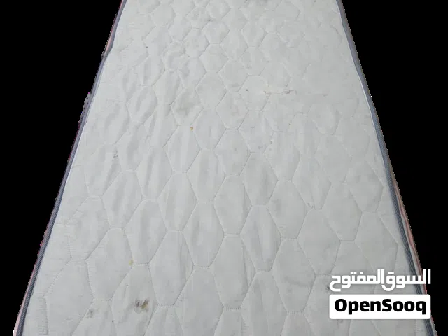 عدد 2 مرتبة سرير صغير 190×90 بحالة ممتازة